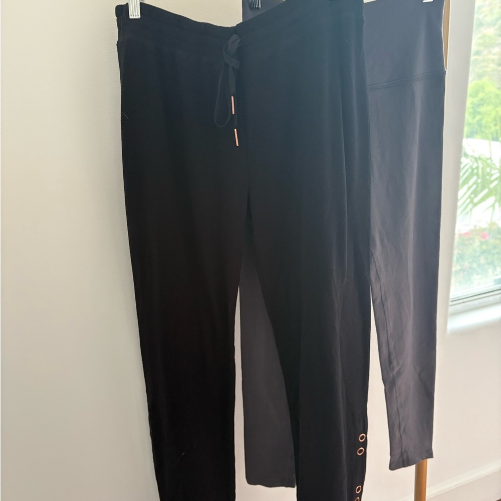 BeyondYoga Pant Bundle includes leggings, yoga pants, and sweatpants